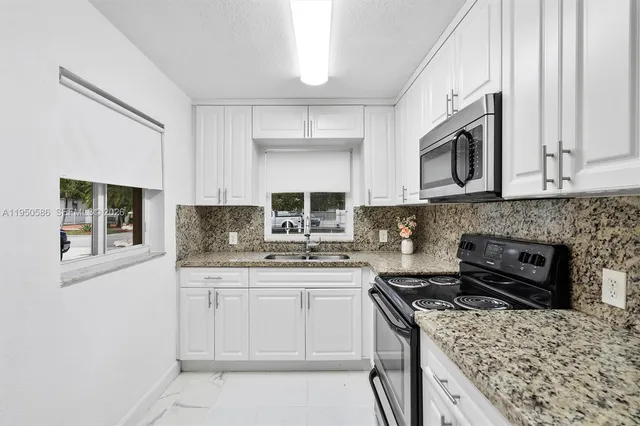 $3,050 | 934 East 22nd Street, Unit 934, Hialeah, FL 33013