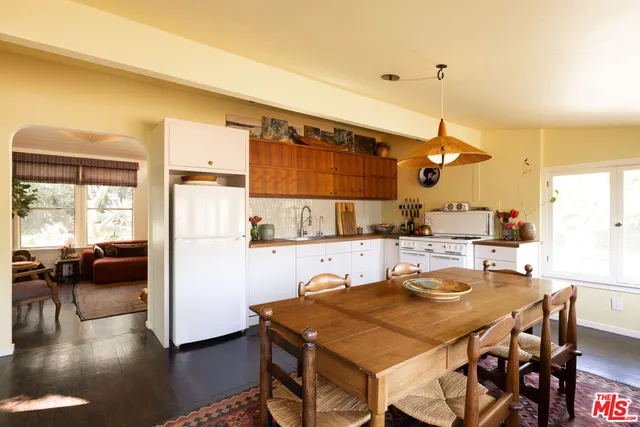 $1,350,000 | 1452 Westerly Terrace, Los Angeles, CA 90026