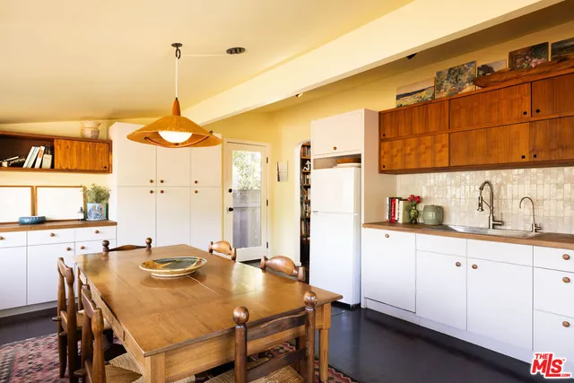 $1,350,000 | 1452 Westerly Terrace, Los Angeles, CA 90026