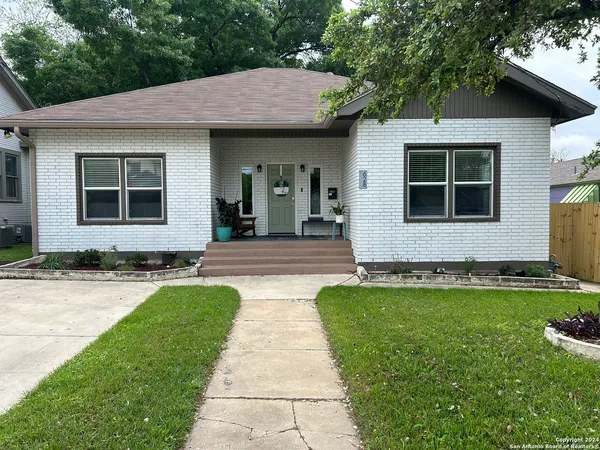 $2,594 | 628 West Magnolia Avenue, San Antonio, TX 78212