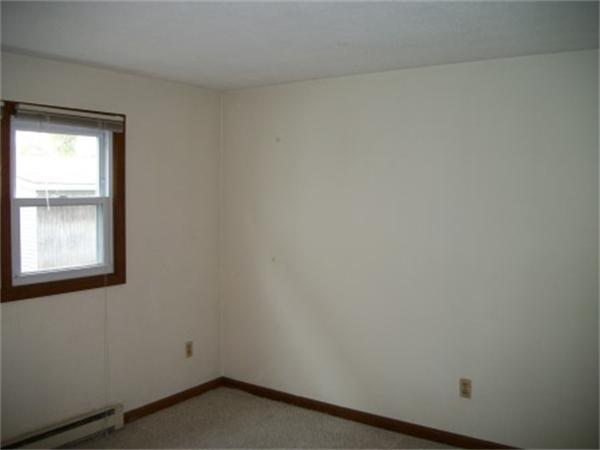 22 Beaudry Avenue Springfield, MA 01151 - Photo 5 of 15