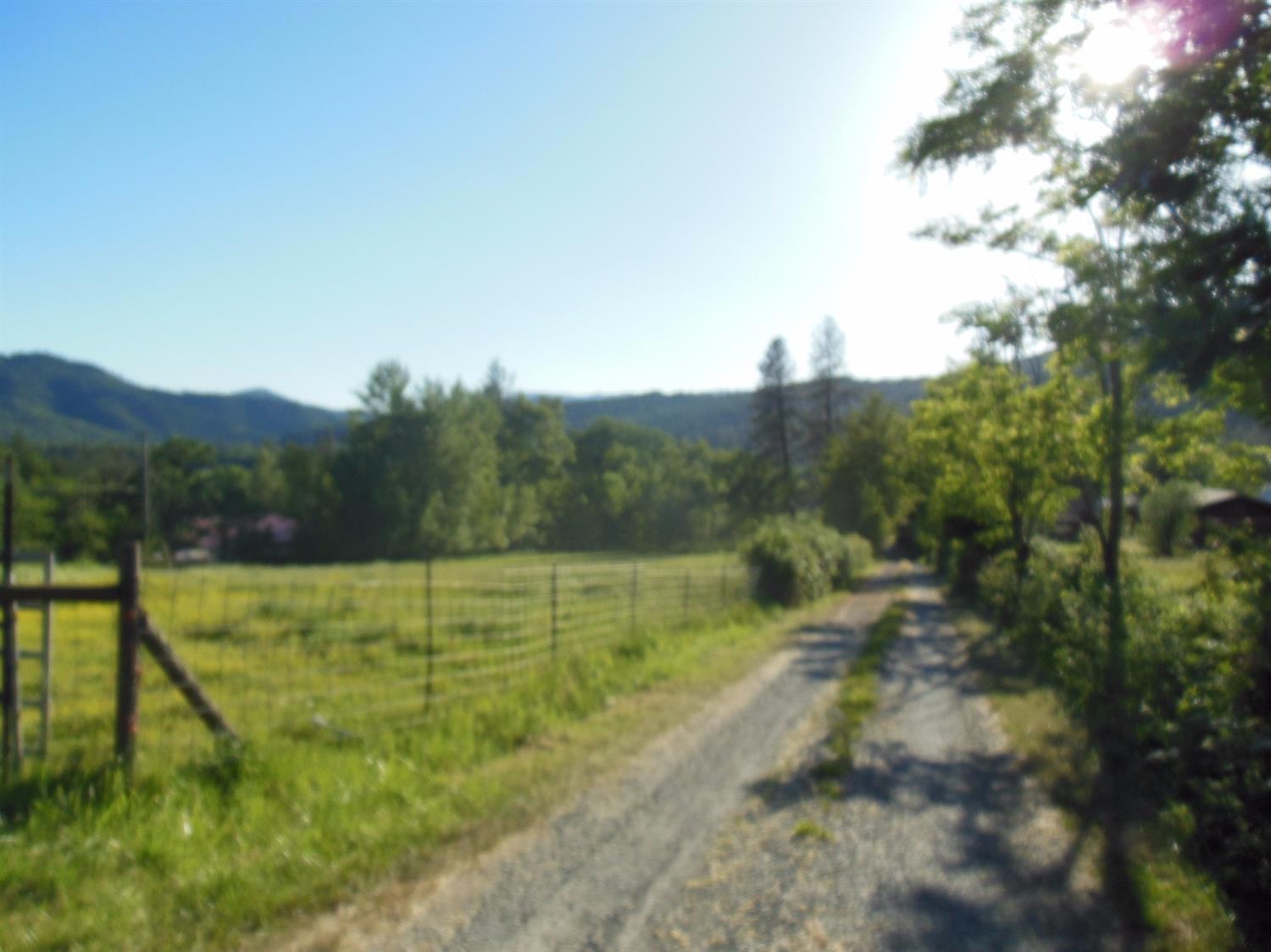 3199 Helms Road Grants Pass, OR 97527 - Photo 7 of 11 Additional Photo