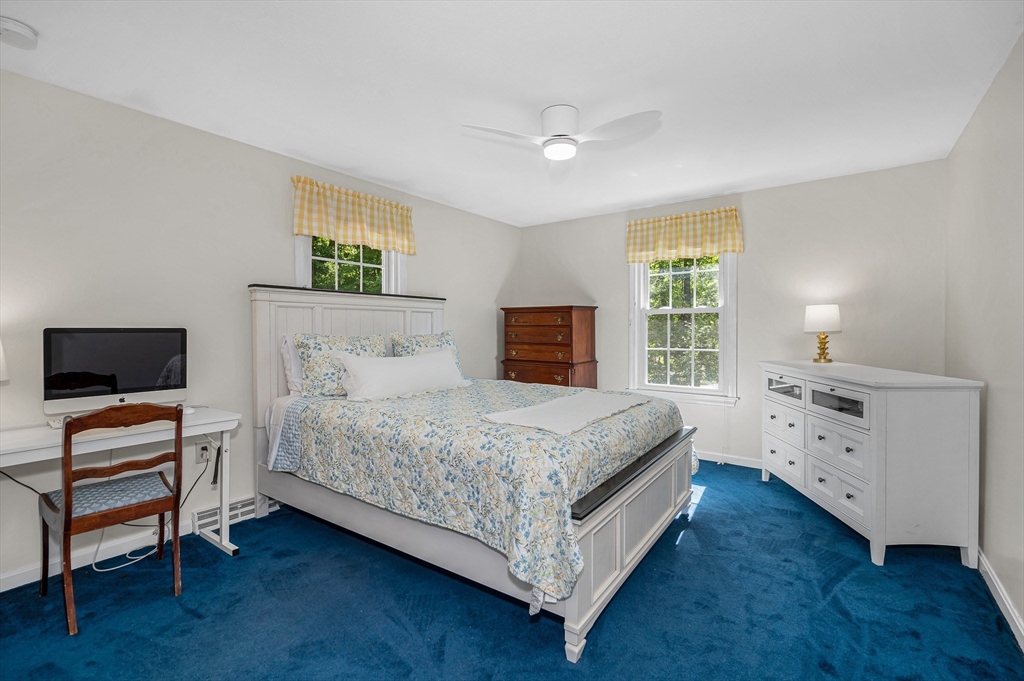 207 Trout Brook Road Dracut, MA 01826 - Photo 24 of 42