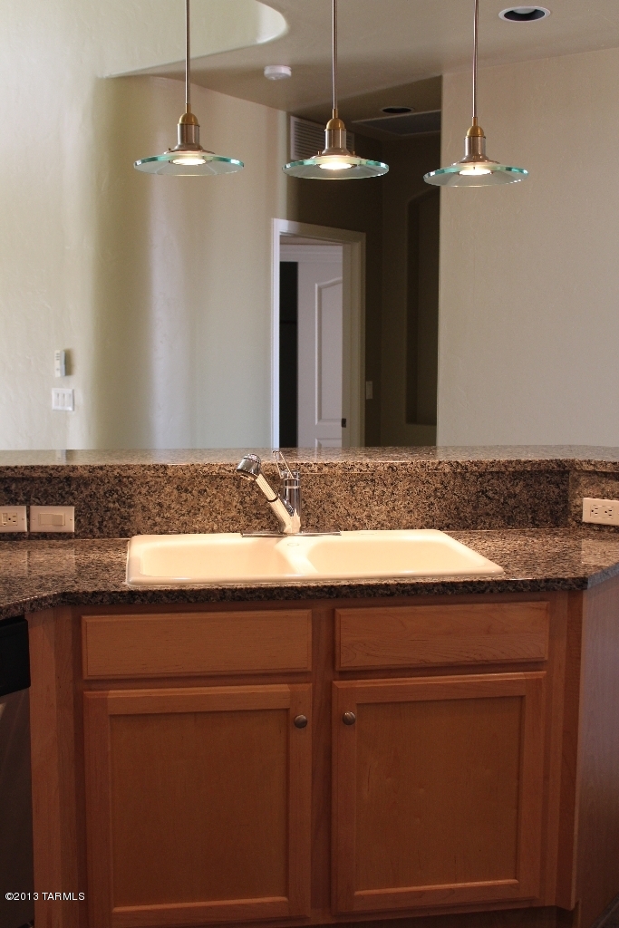 7513 West Dancing Rabbit Court Tucson, AZ 85743 - Photo 12 of 39