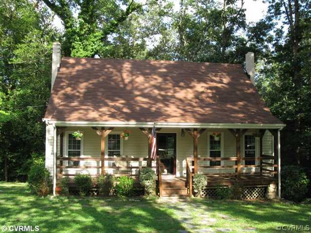 5717 White Oak Road Sandston, VA 23150 - Photo 1 of 12 Exterior Front