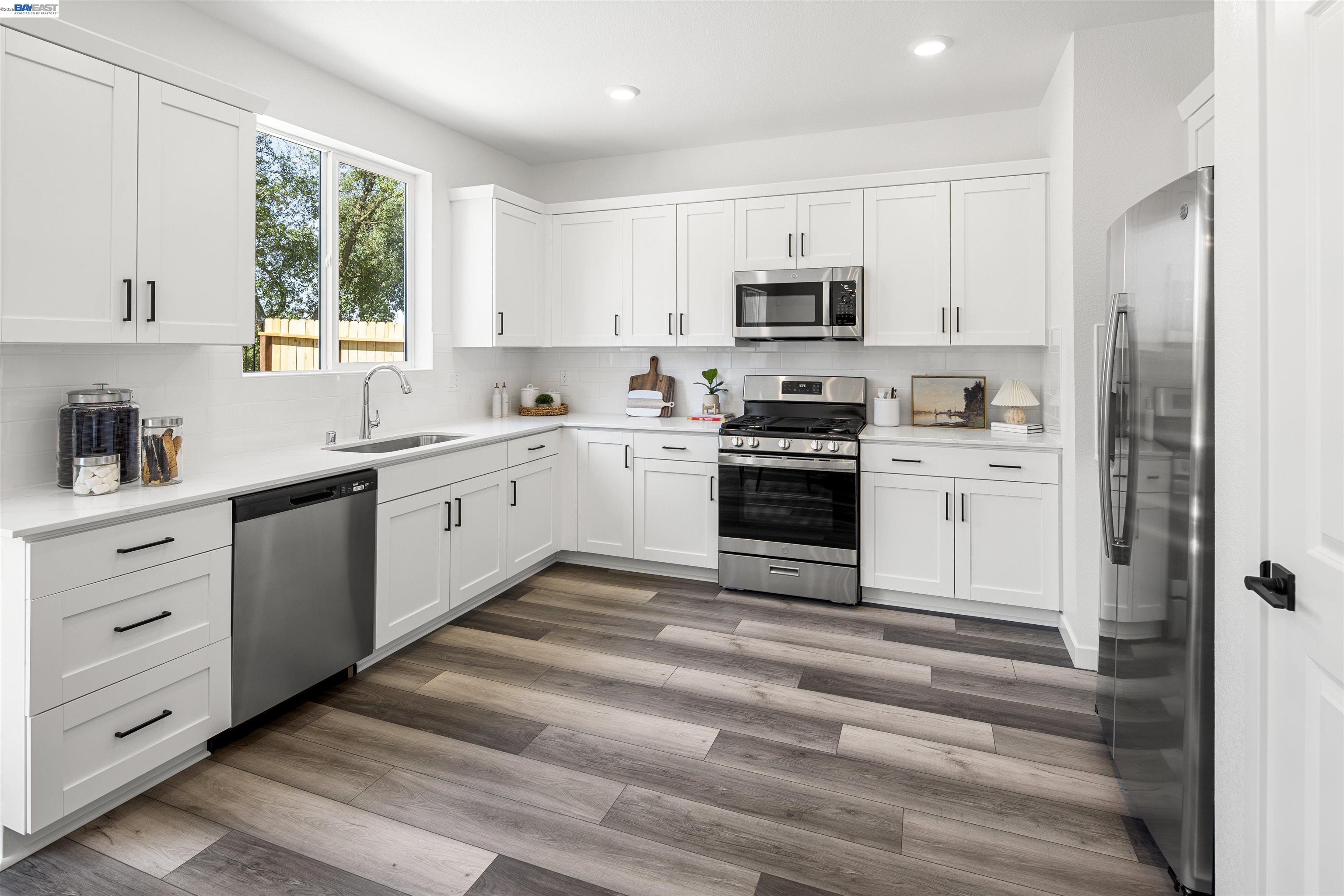 854 Pecan Tree Lane Galt, CA 95632 - Photo 8 of 19