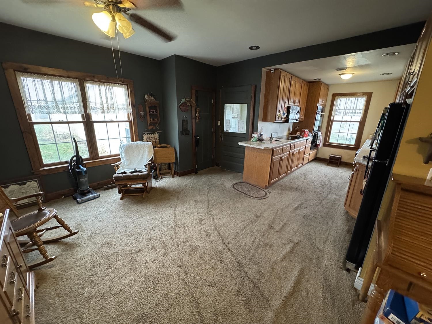 27375 Highway 40 Chadwick, IL 61014 - Photo 14 of 39 a room with gym equipment and a large window