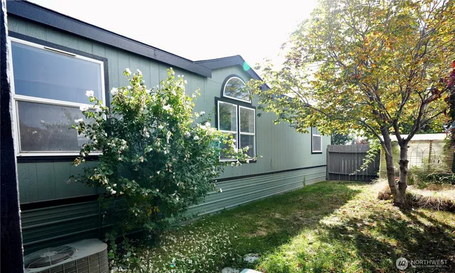 $150,000 | 3211 West Wapato Drive, Unit 1, Moses Lake, WA 98837