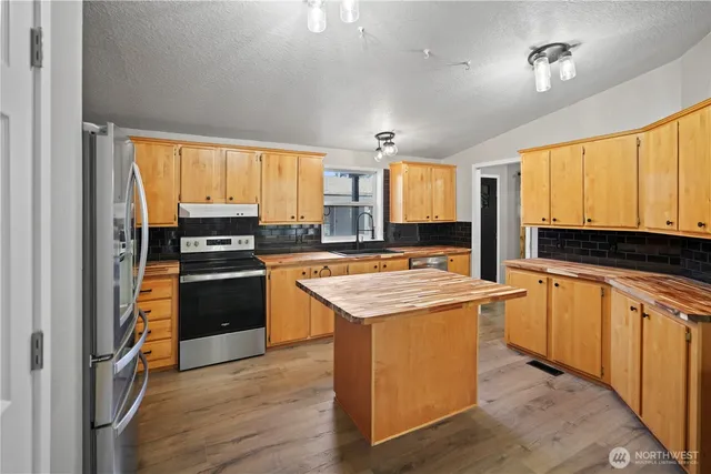 $150,000 | 3211 West Wapato Drive, Unit 1, Moses Lake, WA 98837