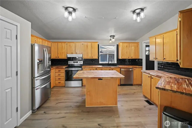 $150,000 | 3211 West Wapato Drive, Unit 1, Moses Lake, WA 98837