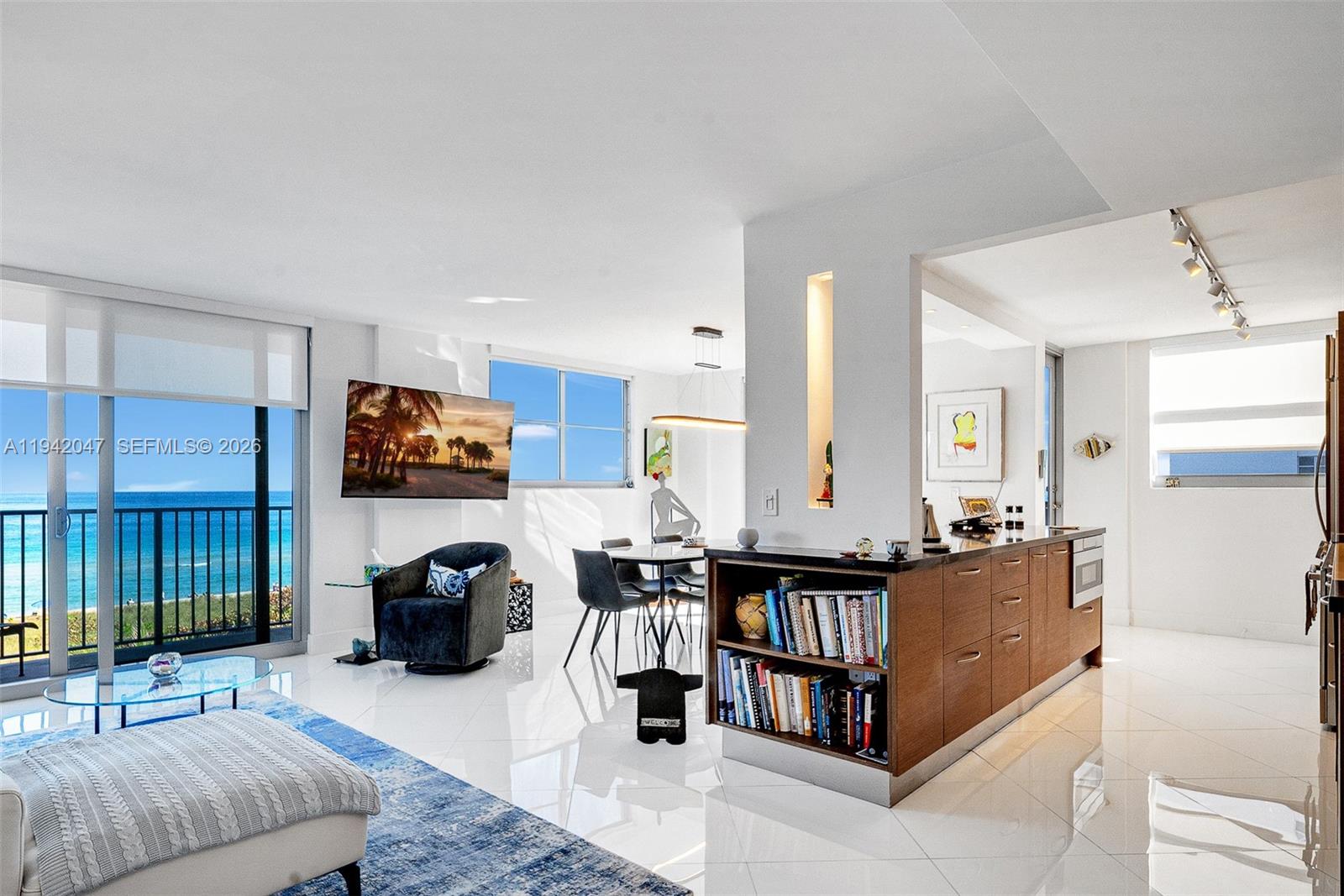 9273 Collins Avenue, Unit 404 Surfside, FL 33154 - Photo 26 of 28