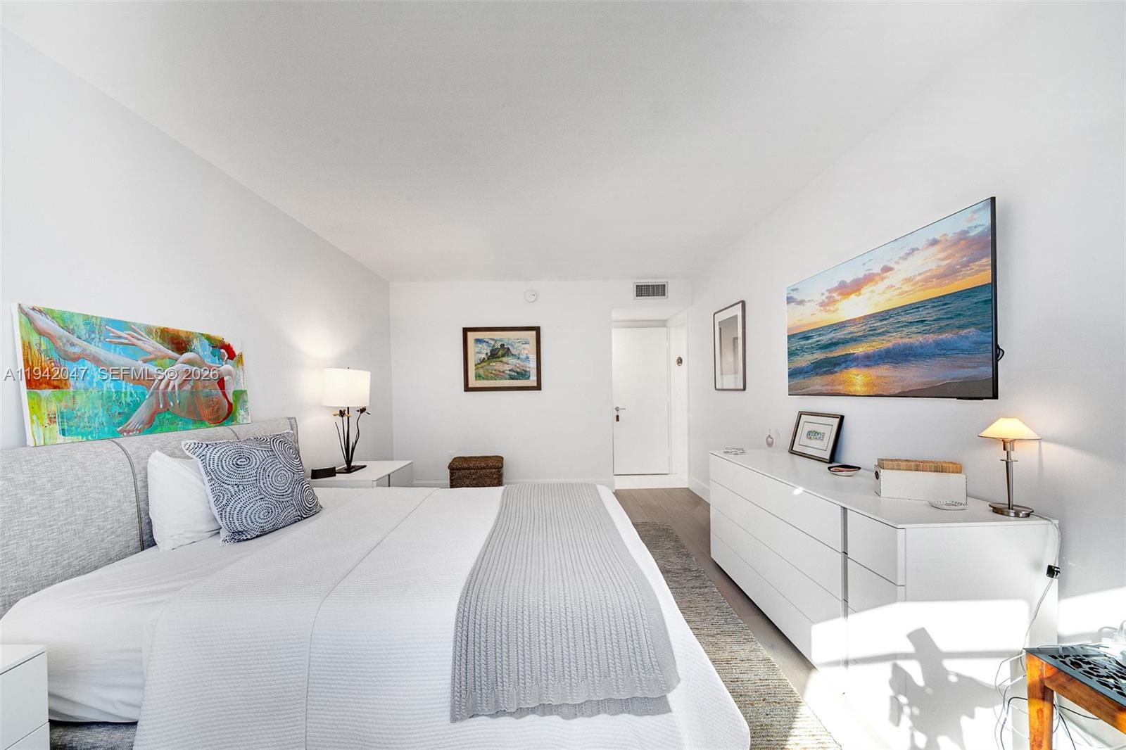 9273 Collins Avenue, Unit 404 Surfside, FL 33154 - Photo 10 of 28