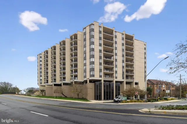 $249,000 | 4242 East-West Highway, Unit 714, Chevy Chase, MD 20815