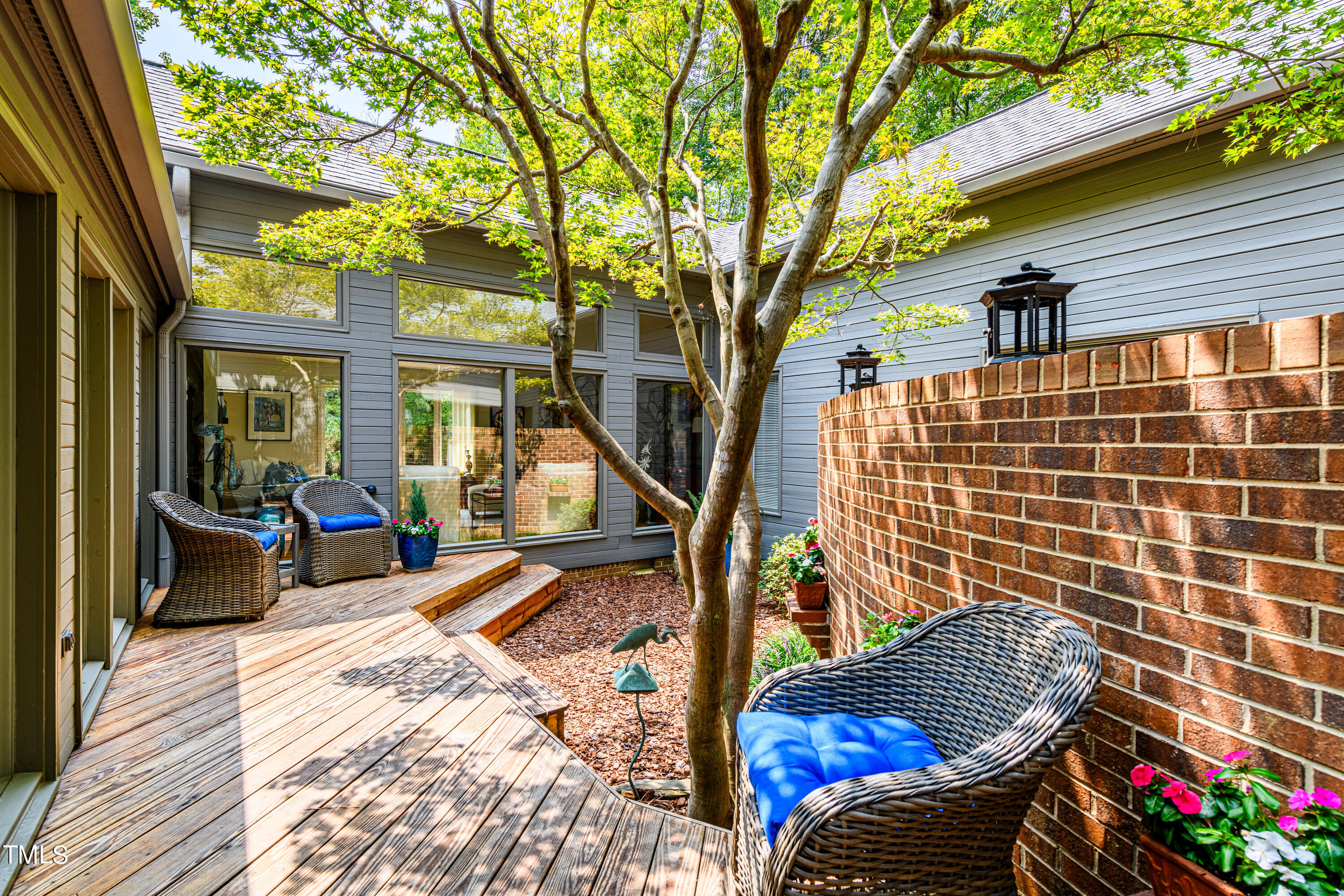 220 Jansmith Lane Raleigh, NC 27615 - Photo 38 of 55 130-Courtyard