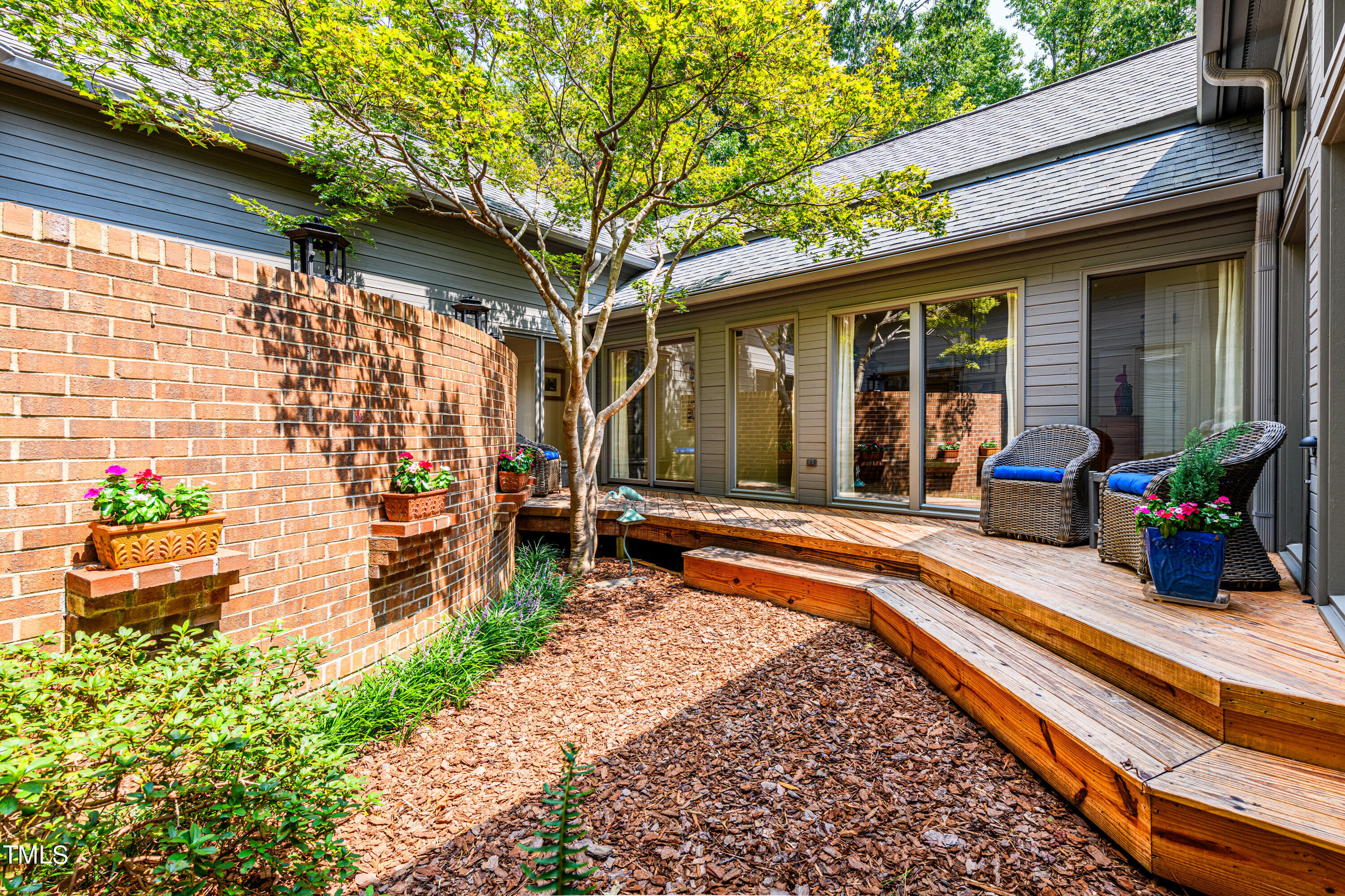 220 Jansmith Lane Raleigh, NC 27615 - Photo 39 of 55 140-Courtyard