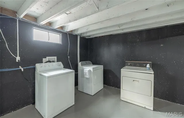 $185,000 | 450 Hillcrest Drive, Bourbon, MO 65441