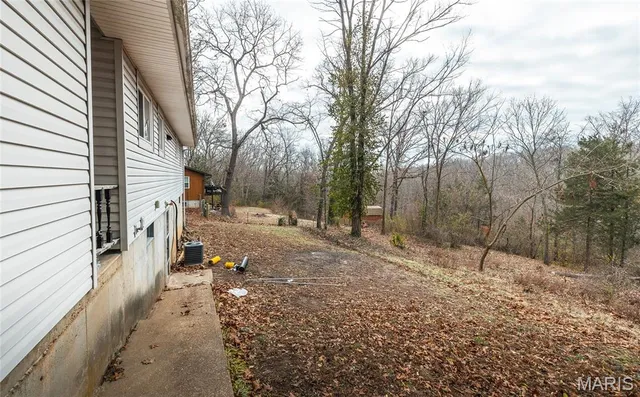 $185,000 | 450 Hillcrest Drive, Bourbon, MO 65441