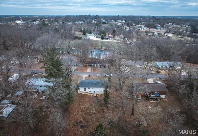 $185,000 | 450 Hillcrest Drive, Bourbon, MO 65441