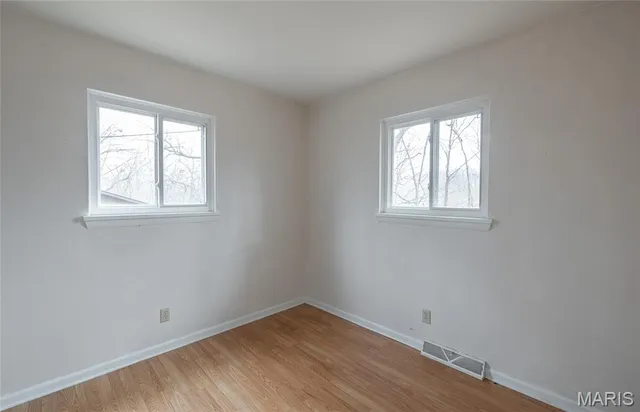 $185,000 | 450 Hillcrest Drive, Bourbon, MO 65441