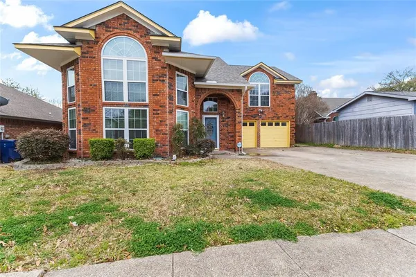 $348,500 | 4914 Creekridge Lane, Garland, TX 75043
