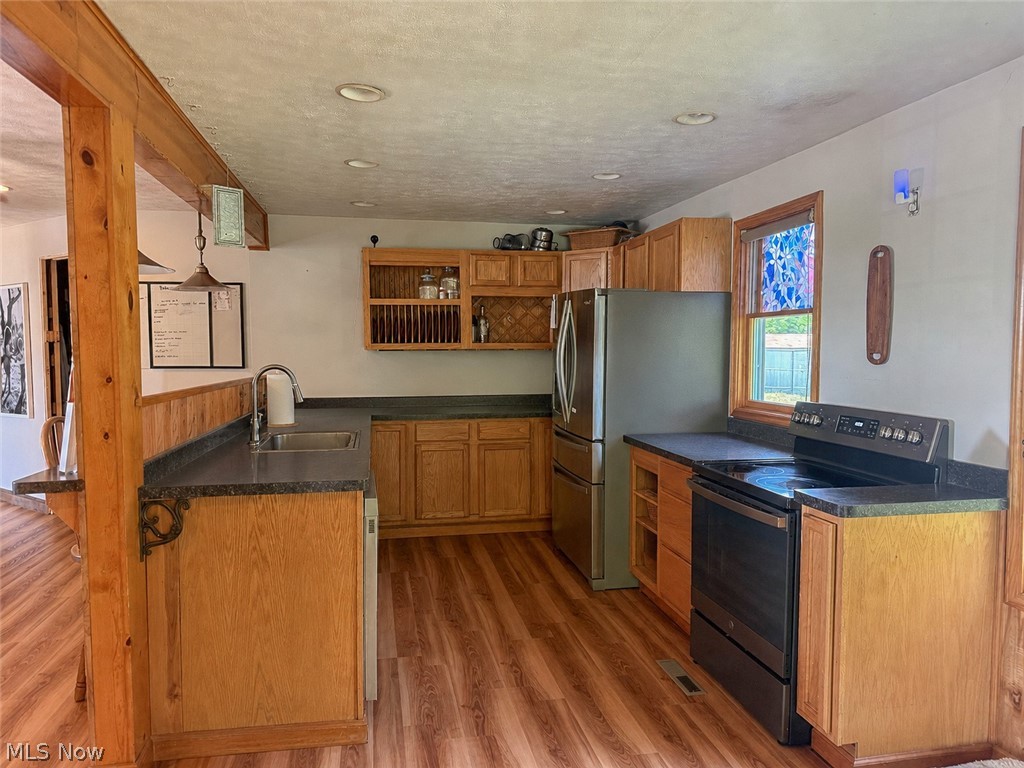 13166 Butternut Road Burton, OH 44021 - Photo 13 of 43 Digitally altered to remove clutter