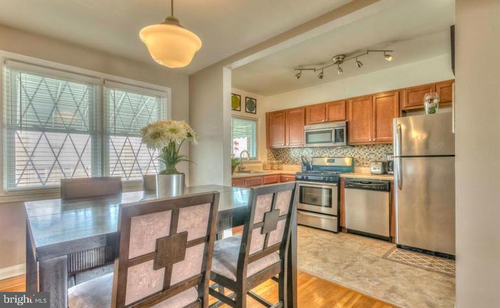 7278 Conley Street Baltimore, MD 21224 - Photo 5 of 24 Gallery Image 5