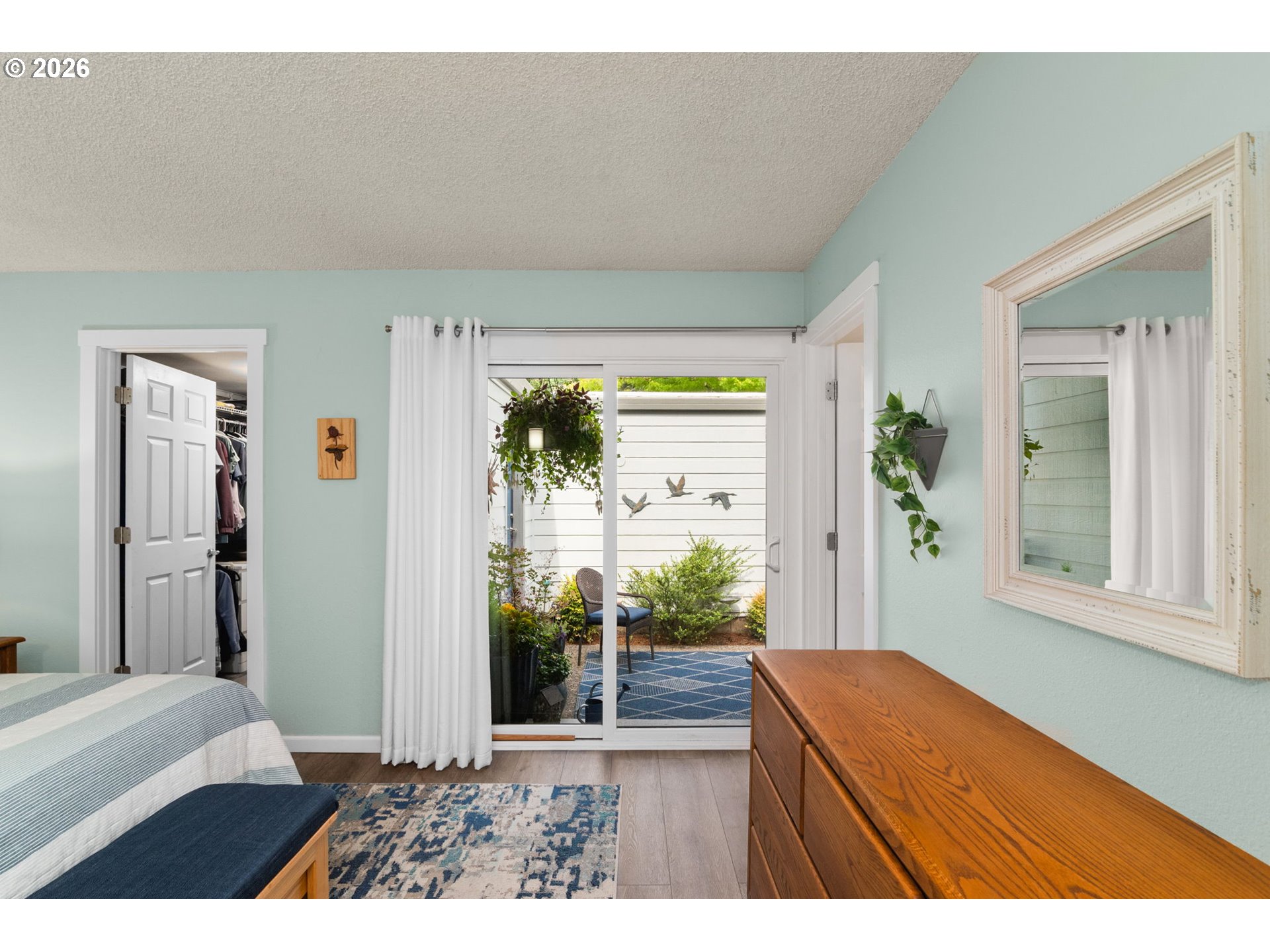 1200 Northeast Territorial Road, Unit 12 Canby, OR 97013 - Photo 25 of 38 a room with a large window