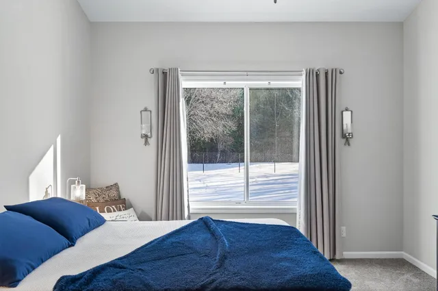 $384,900 | 25919 22nd Street West, Zimmerman, MN 55398