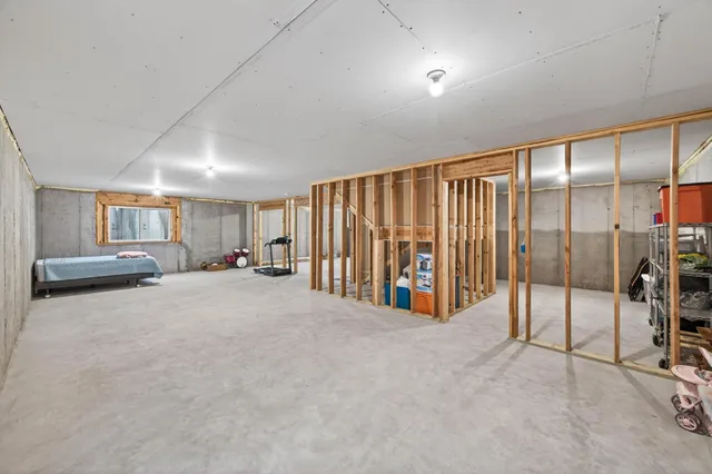 $384,900 | 25919 22nd Street West, Zimmerman, MN 55398