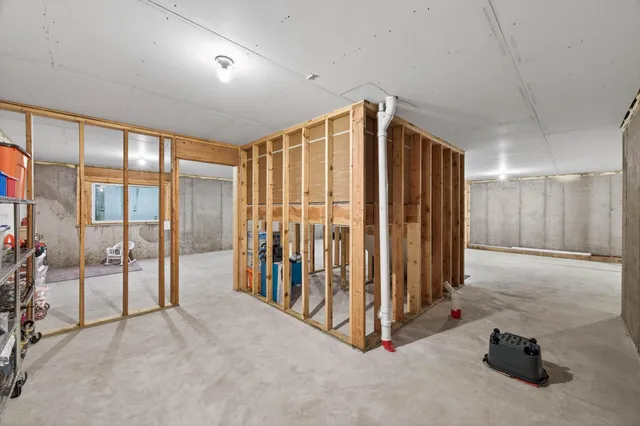 $384,900 | 25919 22nd Street West, Zimmerman, MN 55398