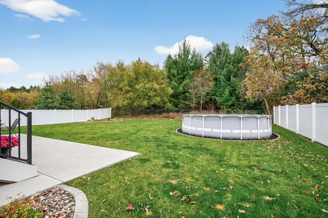 $384,900 | 25919 22nd Street West, Zimmerman, MN 55398