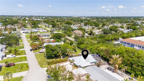 $545,000 | 212 14th Place, Vero Beach, FL 32960