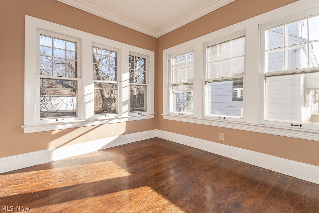 2427 South Taylor Road Cleveland, OH 44118 - Photo 5 of 35 Gallery Image 5