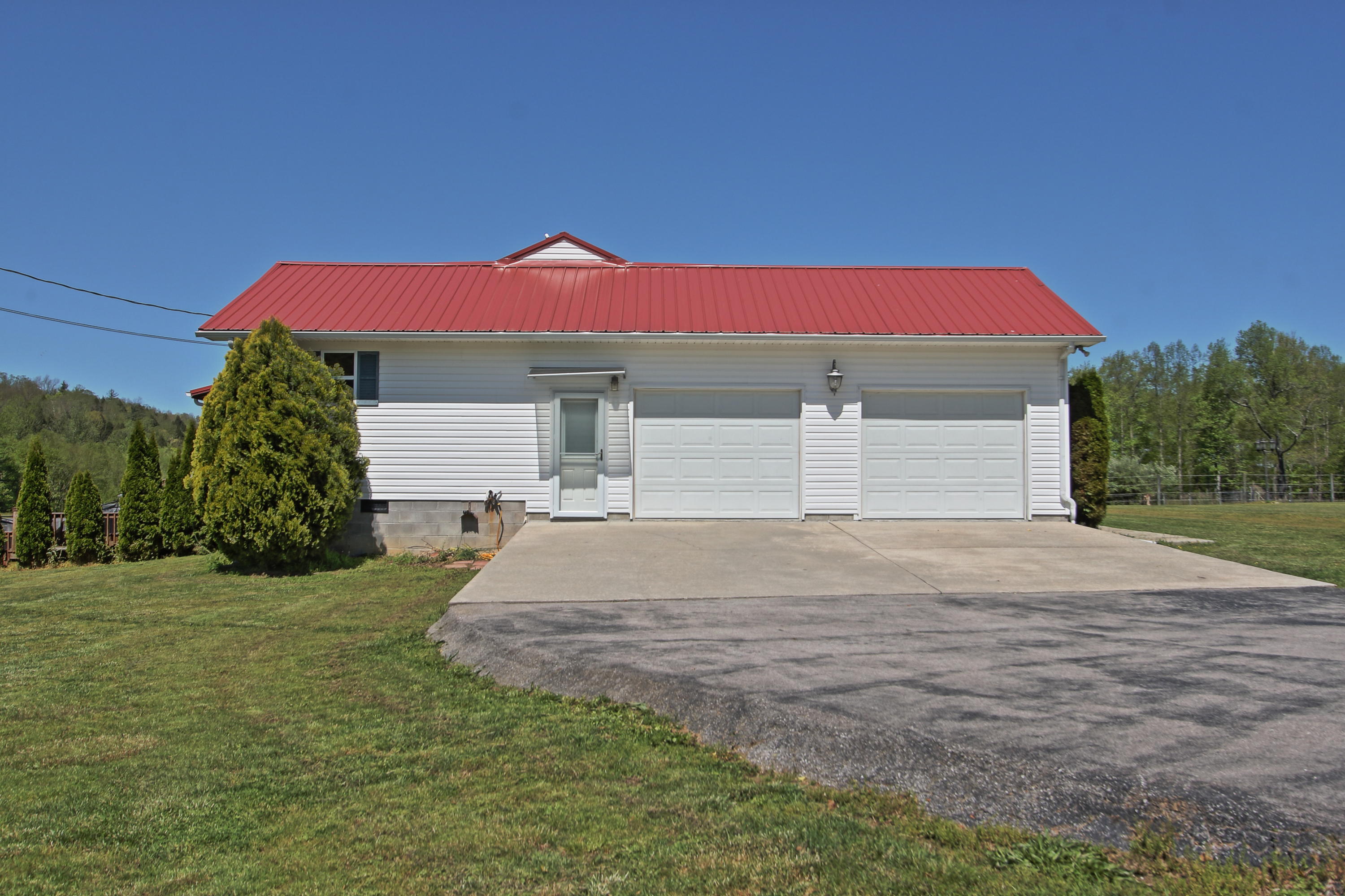 750 Nydeck Road Robbins, TN 37852 - Photo 31 of 40 n29