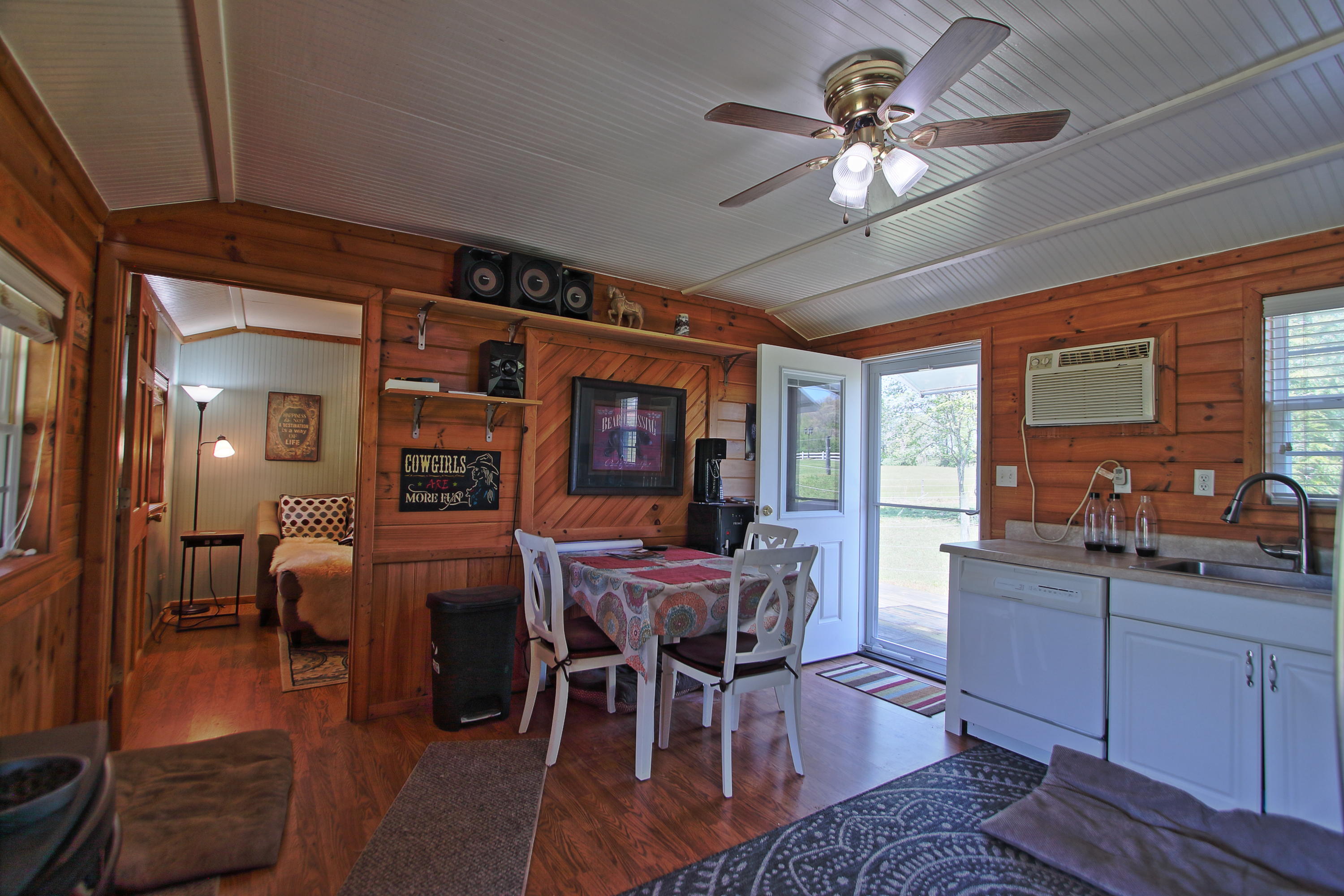 750 Nydeck Road Robbins, TN 37852 - Photo 34 of 40 n2