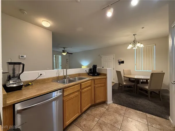 $274,990 | 50 Aura De Blanco Street, Unit 11104, Henderson, NV 89074
