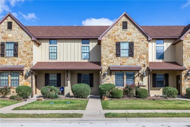 $350,000 | 3328 Lieutenant Avenue, College Station, TX 77845
