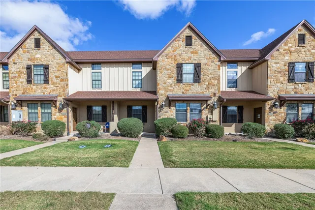 $350,000 | 3328 Lieutenant Avenue, College Station, TX 77845