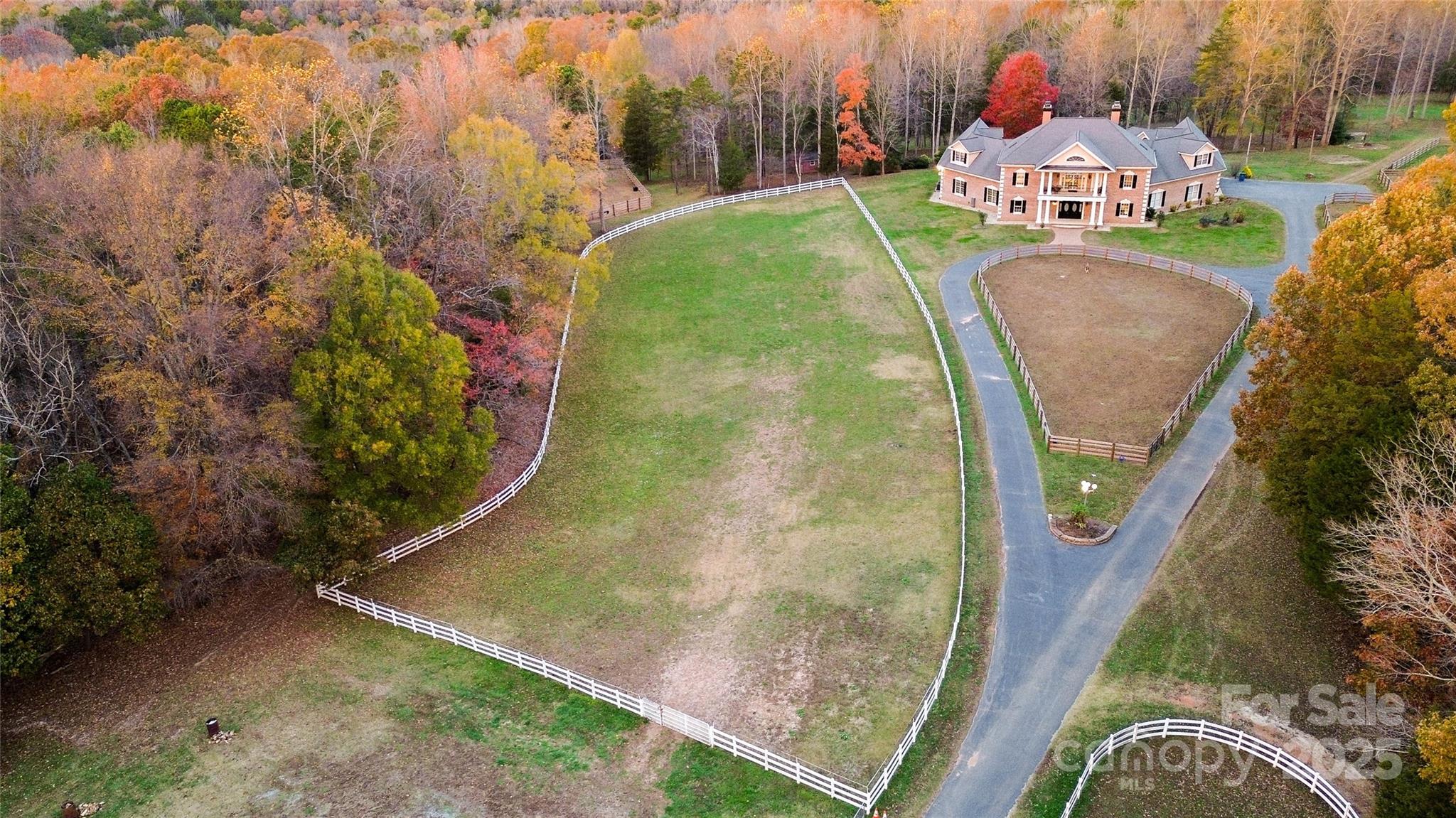 10600 Archer Road Davidson, NC 28036 - Photo 3 of 22