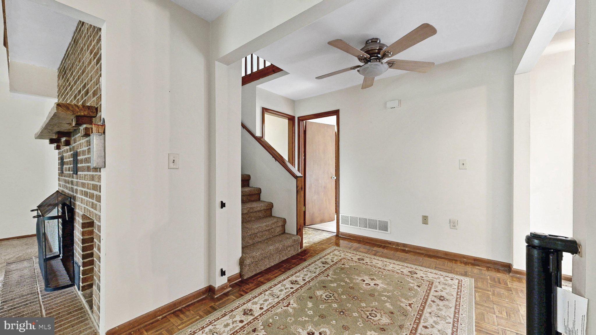 163 Pratts Branch Road Felton, DE 19943 - Photo 6 of 55 Inviting entryway with classic charm.
