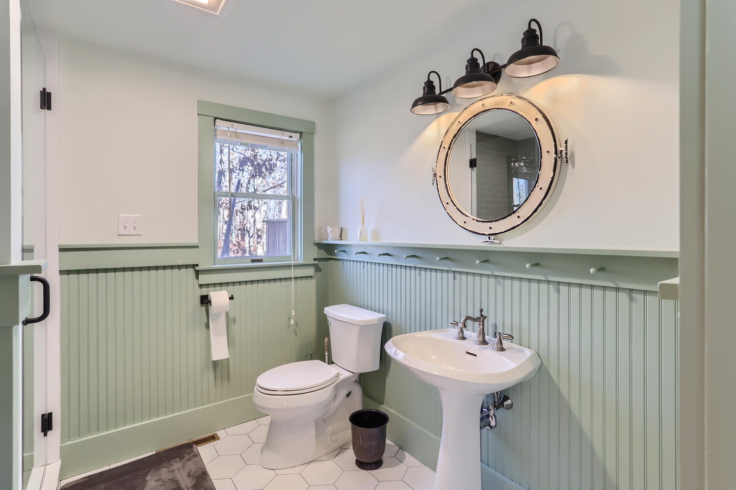 19 Duncan Cl Edgartown, MA 02539 - Photo 15 of 26 Gallery Image 15