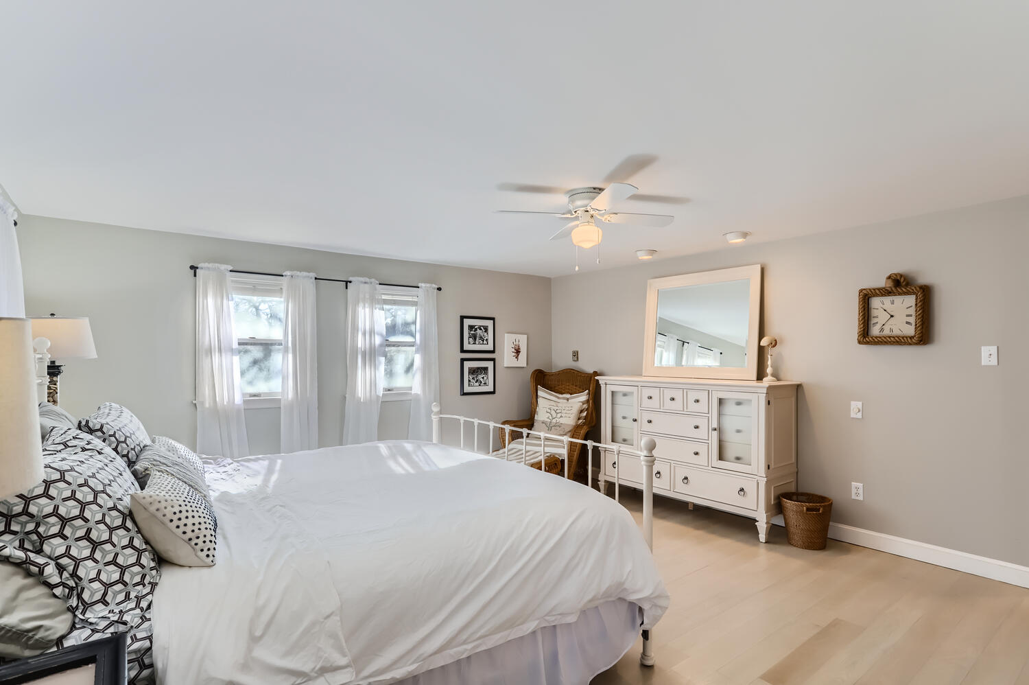 19 Duncan Cl Edgartown, MA 02539 - Photo 18 of 26 Gallery Image 18