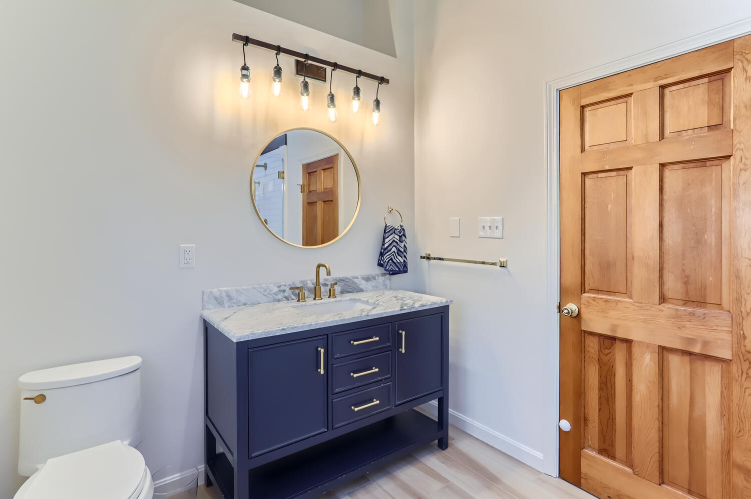 19 Duncan Cl Edgartown, MA 02539 - Photo 19 of 26 Gallery Image 19