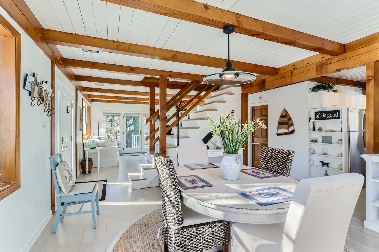 19 Duncan Cl Edgartown, MA 02539 - Photo 7 of 26 Gallery Image 7
