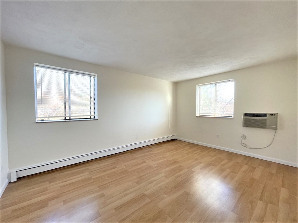 295 Main Street, Unit 28 Reading, MA 01867 - Photo 4 of 9