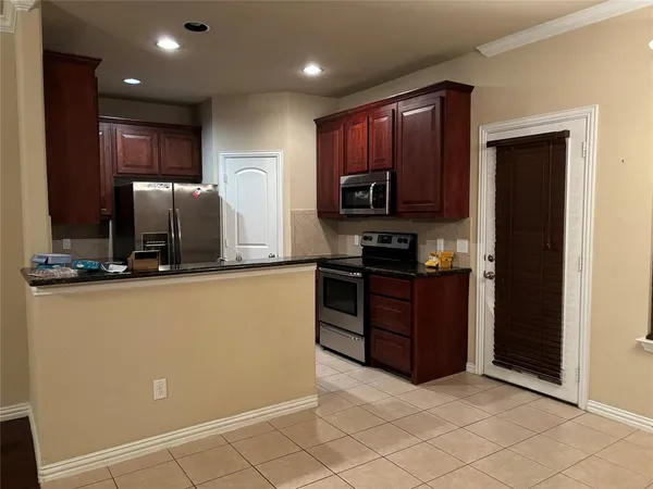 $3,250 | 3736 Sicily Street, Irving, TX 75038