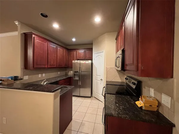 $3,250 | 3736 Sicily Street, Irving, TX 75038