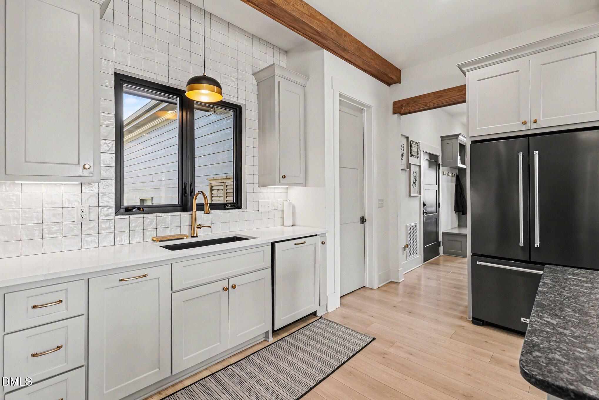 7839 Raleigh Road Benson, NC 27504 - Photo 12 of 45 026_file_8870