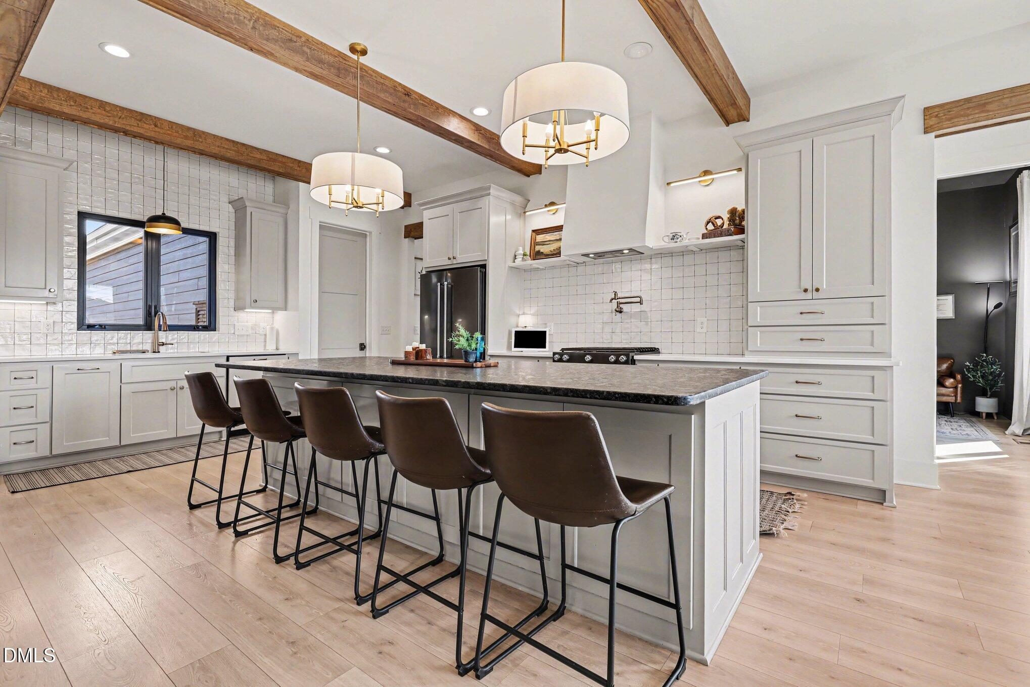 7839 Raleigh Road Benson, NC 27504 - Photo 13 of 45 013_file_3737