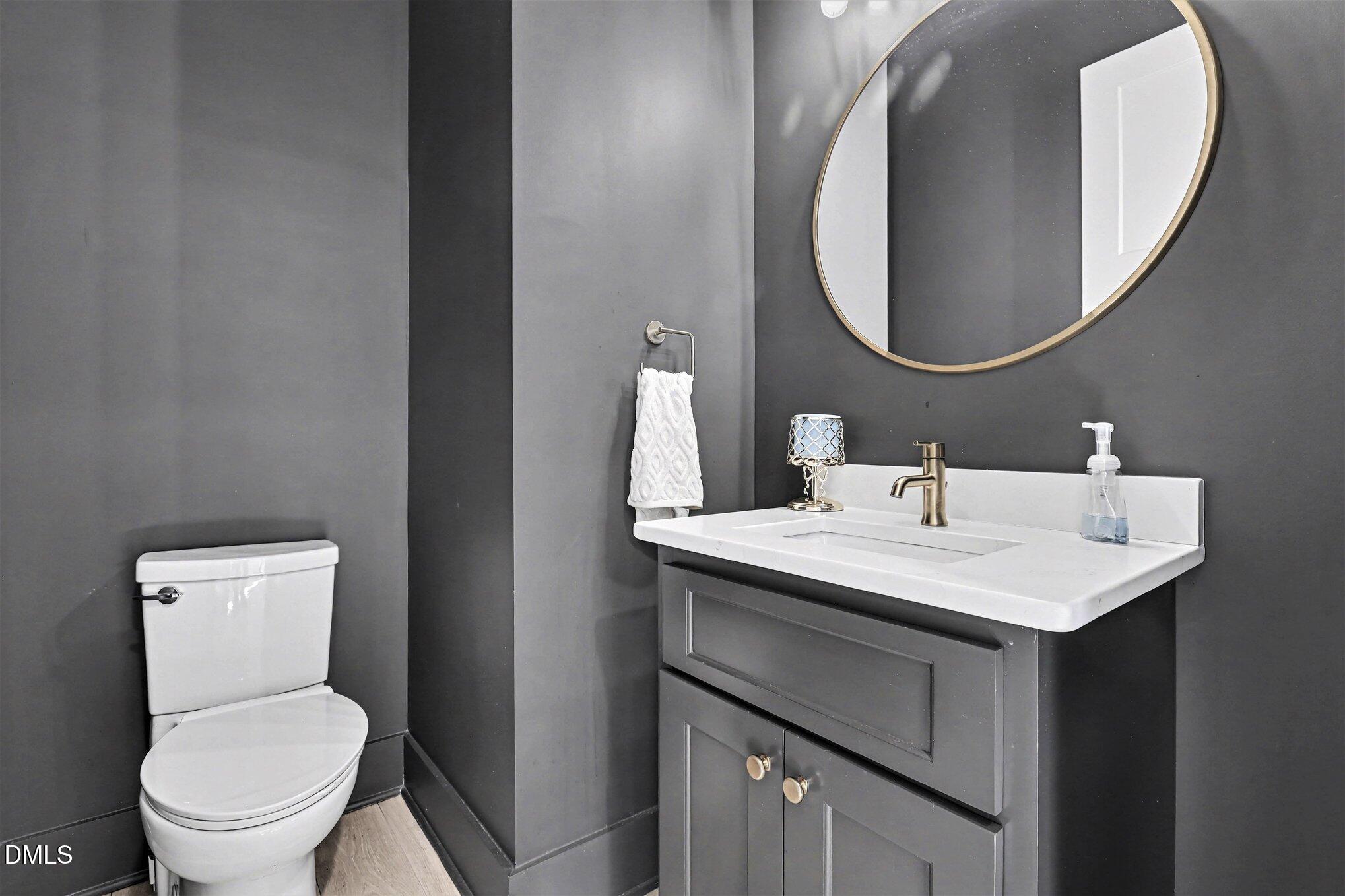 7839 Raleigh Road Benson, NC 27504 - Photo 19 of 45 020_file_2446